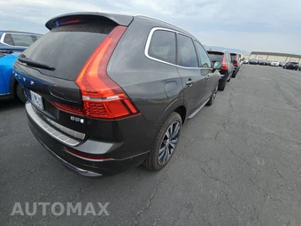 2023 Volvo XC60 B5 Plus Bright Theme – miniatura 4