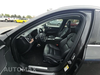 2023 Volvo XC60 B5 Plus Bright Theme – miniatura 7
