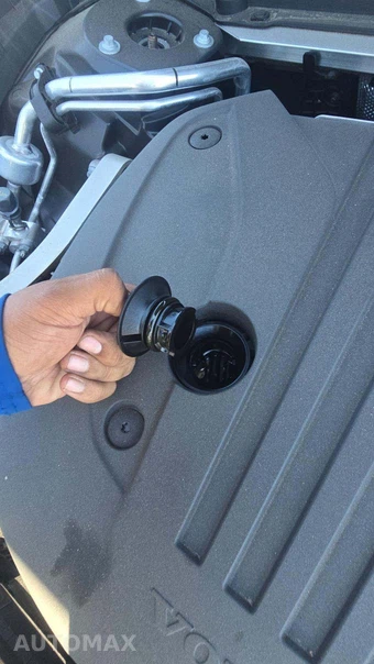 2023 Volvo XC60 B5 Plus Bright Theme – miniatura 19