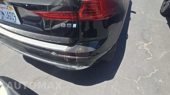 2023 Volvo XC60 B5 Plus Bright Theme – miniatura 29