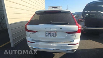 2023 Volvo XC60 B5 Plus Bright Theme – miniatura 17