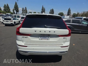 2023 Volvo XC60 B5 Plus Bright Theme – miniatura 5