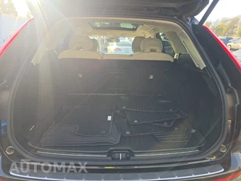 2023 Volvo XC60 B5 Plus Bright Theme – miniatura 16