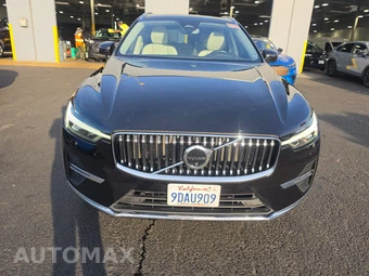 2023 Volvo XC60 B5 Plus Bright Theme – miniatura 2