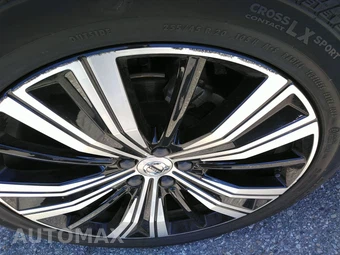 2023 Volvo XC60 B5 Plus Bright Theme – miniatura 21