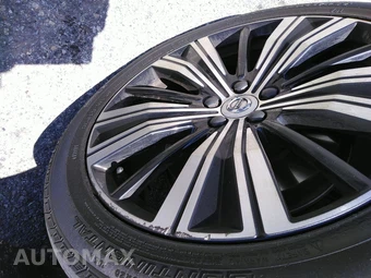 2023 Volvo XC60 B5 Plus Bright Theme – miniatura 23