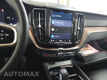 2023 Volvo XC60 B5 Plus Bright Theme – miniatura 11