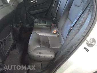 2023 Volvo XC60 B5 Plus Bright Theme – miniatura 13
