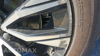 2023 Volvo XC60 B5 Plus Bright Theme – miniatura 29