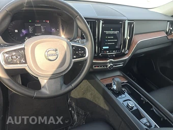 2023 Volvo XC60 B5 Plus Bright Theme - miniatura 11