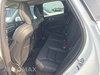 2023 Volvo XC60 B5 Plus Bright Theme - miniatura 13