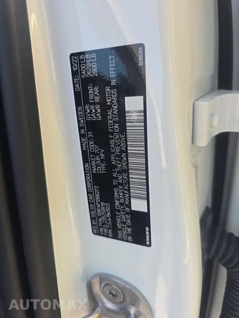 2023 Volvo XC60 B5 Plus Bright Theme - miniatura 14