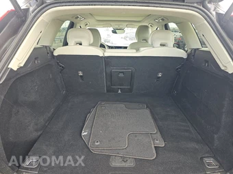 2023 Volvo XC60 B5 Plus Bright Theme – miniatura 16