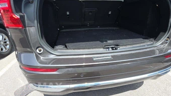 2023 Volvo XC60 B5 Plus Bright Theme – miniatura 26
