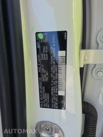 2023 Volvo XC60 B5 Plus Bright Theme – miniatura 14