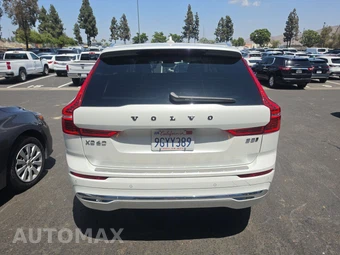 2023 Volvo XC60 B5 Plus Bright Theme – miniatura 5