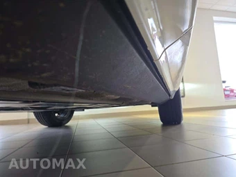 2023 Volvo XC60 B5 Plus Bright Theme - miniatura 17