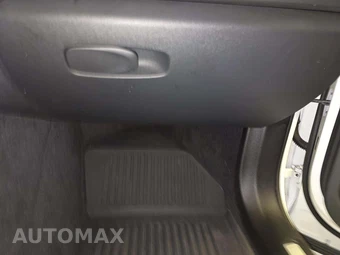 2023 Volvo XC60 B5 Plus Bright Theme - miniatura 19