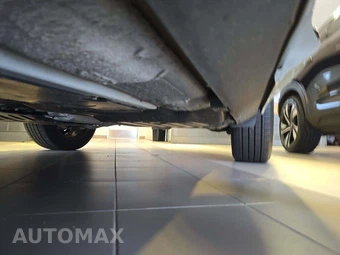 2023 Volvo XC60 B5 Plus Bright Theme - miniatura 7