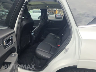 2023 Volvo XC60 B5 Plus Bright Theme – miniatura 13
