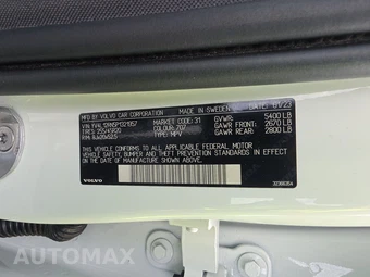 2023 Volvo XC60 B5 Plus Bright Theme – miniatura 14