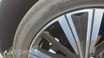 2023 Volvo XC60 B5 Plus Bright Theme – miniatura 29