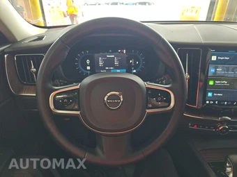 2023 Volvo XC60 B5 Plus Bright Theme – miniatura 10