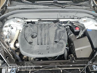 2023 Volvo XC60 B5 Plus Bright Theme – miniatura 15