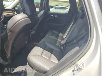 2023 Volvo XC60 B5 Plus Bright Theme – miniatura 13