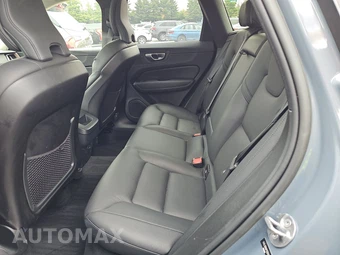 2023 Volvo XC60 B5 Plus Bright Theme – miniatura 13