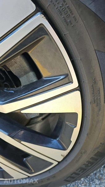 2023 Volvo XC60 B5 Plus Bright Theme – miniatura 23