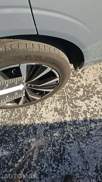 2023 Volvo XC60 B5 Plus Dark Theme – miniatura 20