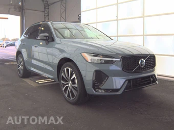 2023 Volvo XC60 B5 Plus Dark Theme – miniatura 3