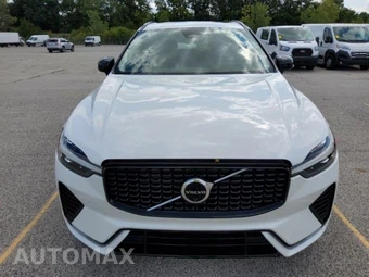 2023 Volvo XC60 B5 Plus Dark Theme – miniatura 2