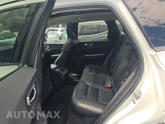 2023 Volvo XC60 B5 Plus Dark Theme – miniatura 13