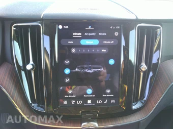 2023 Volvo XC60 B5 Plus Dark Theme – miniatura 19