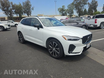 2023 Volvo XC60 B5 Plus Dark Theme – miniatura 3