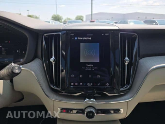 2023 Volvo XC60 B5 Plus Dark Theme – miniatura 10