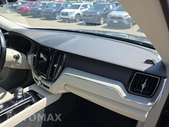 2023 Volvo XC60 B5 Plus Dark Theme – miniatura 19