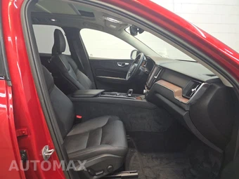 2023 Volvo XC60 B5 Plus Dark Theme - miniatura 3