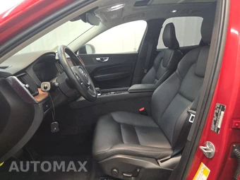2023 Volvo XC60 B5 Plus Dark Theme - miniatura 7