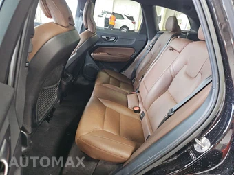 2023 Volvo XC60 B5 Plus Dark Theme - miniatura 13