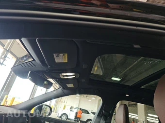 2023 Volvo XC60 B5 Plus Dark Theme - miniatura 18