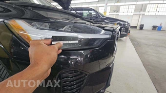 2023 Volvo XC60 B5 Plus Dark Theme - miniatura 23