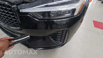 2023 Volvo XC60 B5 Plus Dark Theme - miniatura 24