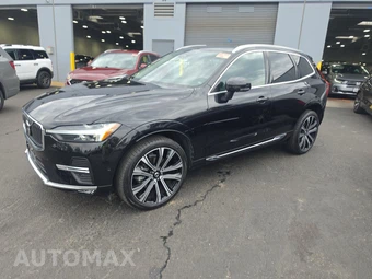 2023 Volvo XC60 B5 Ultimate Bright Theme
