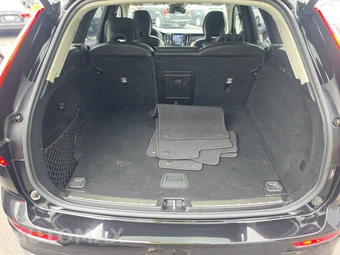2023 Volvo XC60 B5 Ultimate Bright Theme – miniatura 16