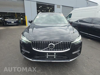 2023 Volvo XC60 B5 Ultimate Bright Theme – miniatura 2