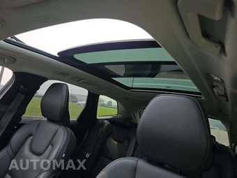 2023 Volvo XC60 B5 Ultimate Bright Theme – miniatura 11