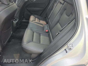2023 Volvo XC60 B5 Ultimate Bright Theme – miniatura 13